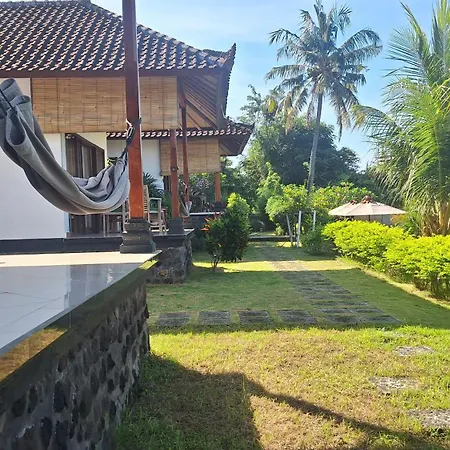 Frangipani Inn & Restaurant