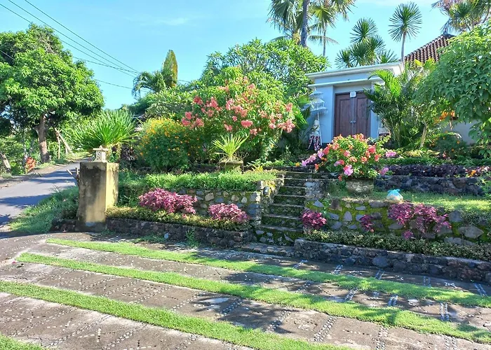 Frangipani & Restaurant