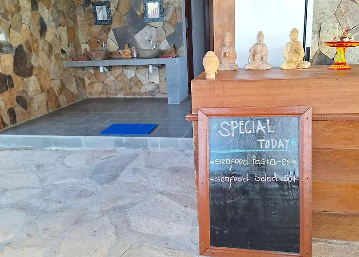 Frangipani & Restaurant