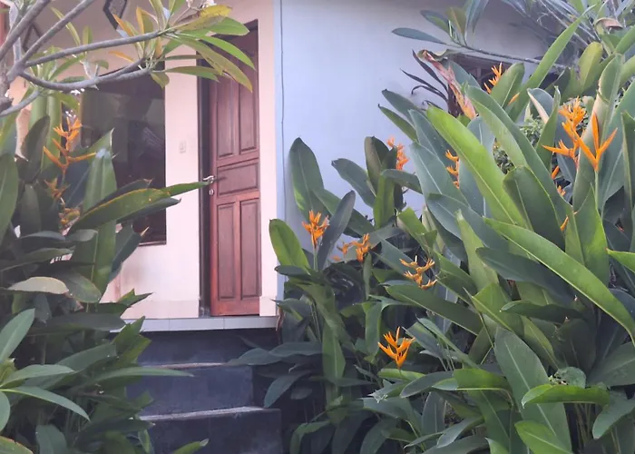 ゲストハウス Frangipani & Restaurant
