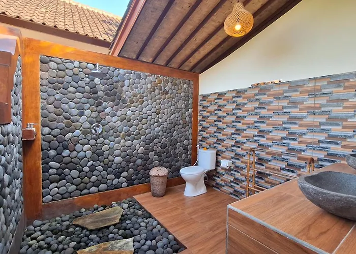 Guest house Frangipani & Restaurant 4*