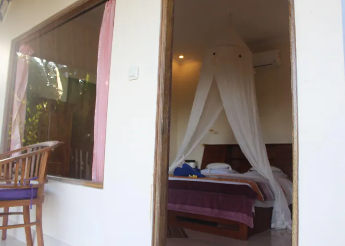 Frangipani & Restaurant ゲストハウス 4*