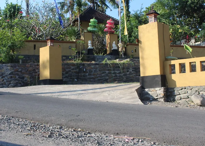 Frangipani & Restaurant